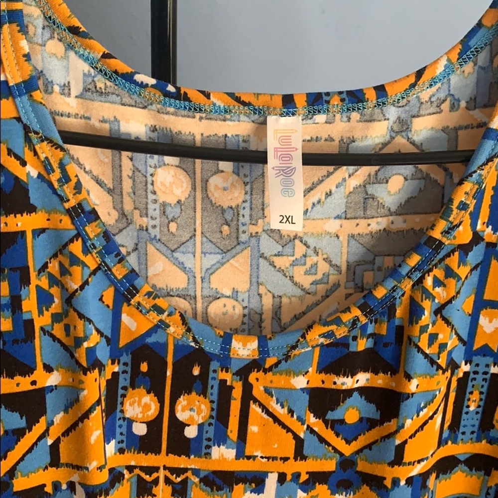 2xl lularoe woman’s blouse